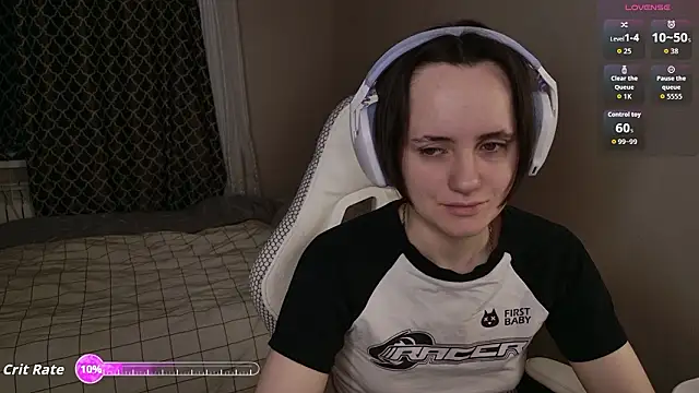 Luna Loveee online show from 03.02.26