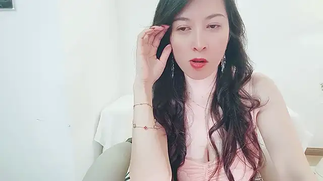 Dazzlebean online show from 05.03.26