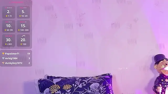 innocenthazel online show from 02.20.26