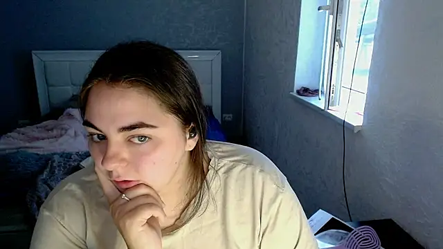 Snapshot of kitsune_8 chatting on 07.17.26 kitsune 8 online show from 07.17.26