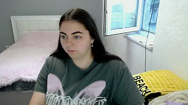 Snapshot of kitsune_8 chatting on 07.18.26 kitsune 8 online show from 07.18.26