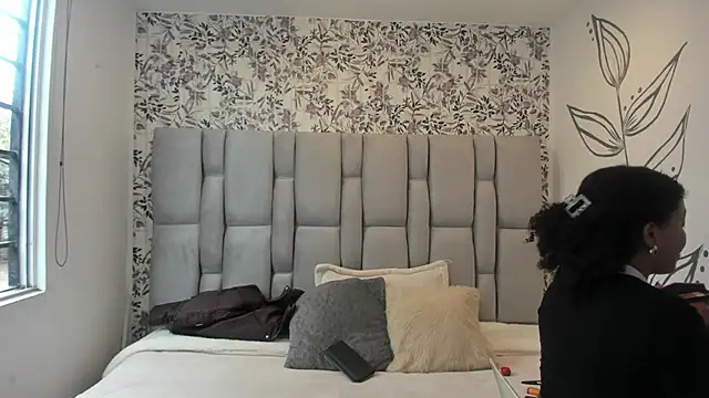 Natasha rose   online show from 10.04.25