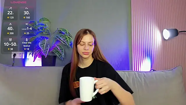 Diana West online show from 03.06.25