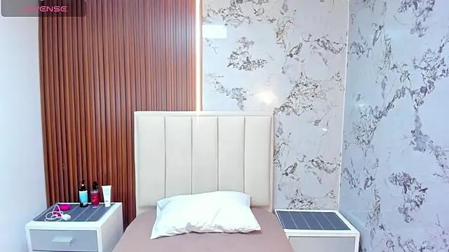 MEGANZARICK online show from 03.19.26