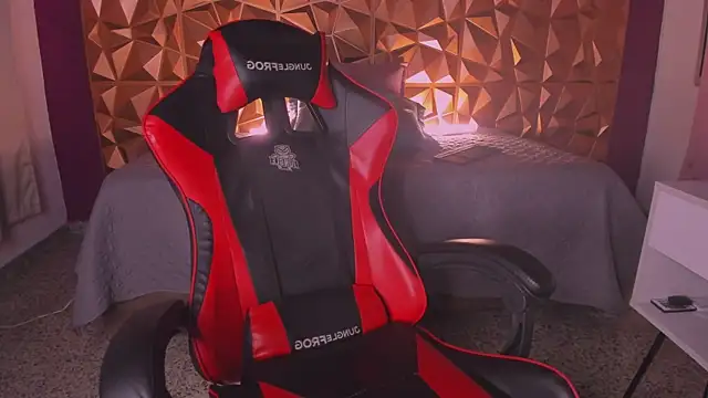 AlejandroStormm online show from 03.21.25