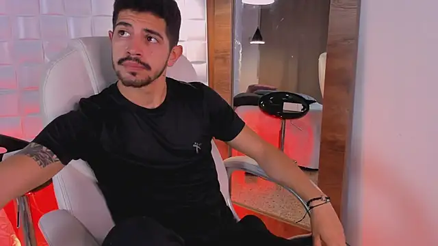 AlejandroStormm online show from 09.10.25