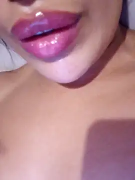 Snapshot of Sexlove1xo chatting on 10.12.25 Sexlove1xo online show from 10.12.25