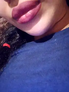 Sexlove1xo online show from 12.14.25