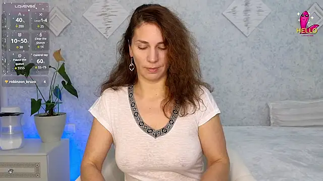 Snapshot of mylady_xenia chatting on 04.25.26 mylady xenia online show from 04.25.26