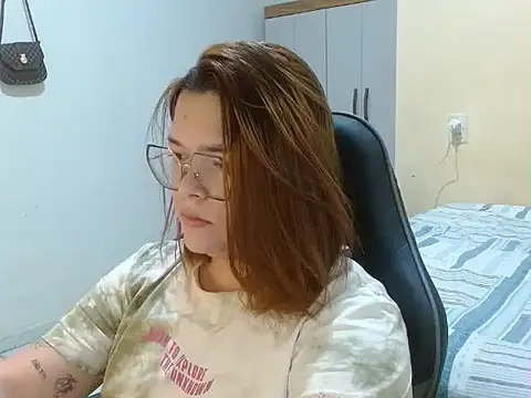 Snapshot of GoddessChaar chatting on 03.03.25 GoddessChaar online show from 03.03.25