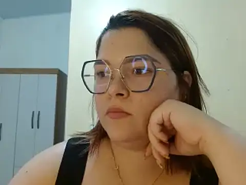 Snapshot of GoddessChaar chatting on 03.18.25 GoddessChaar online show from 03.18.25