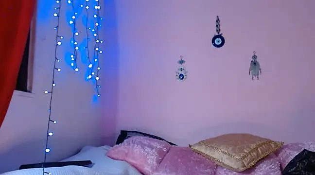 Maddy Jhonsson online show from 03.11.25