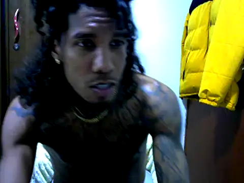 Snapshot of LaurentBrown chatting on 02.21.25 LaurentBrown online show from 02.21.25