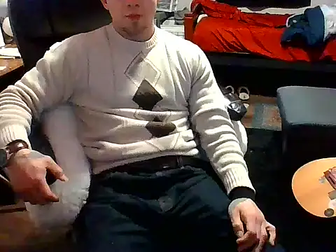 Snapshot of JCstrings chatting on 02.21.25 JCstrings online show from 02.21.25