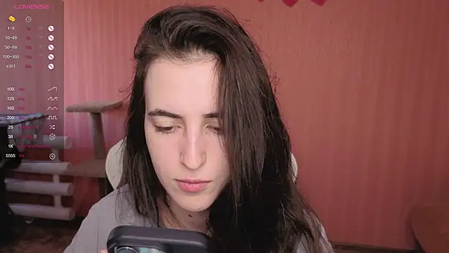 Snapshot of reaiss chatting on 09.25.25 reaiss online show from 09.25.25