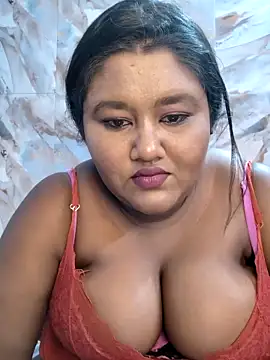Snapshot of horny_diana chatting on 04.20.26 horny diana online show from 04.20.26