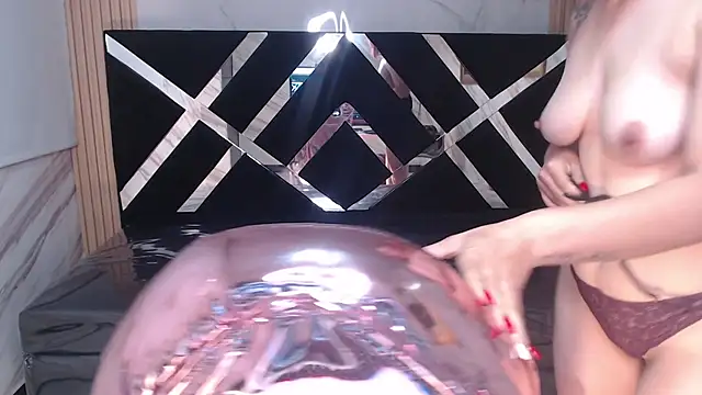 Angeles v online show from 03.09.25