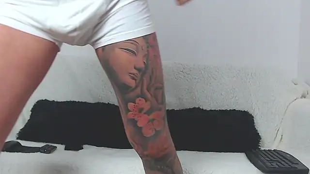 Snapshot of Zzedd chatting on 11.20.25 Zzedd online show from 11.20.25