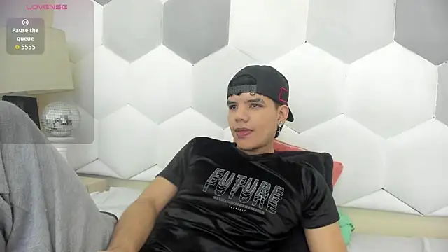 Axel Forte online show from 10.17.25