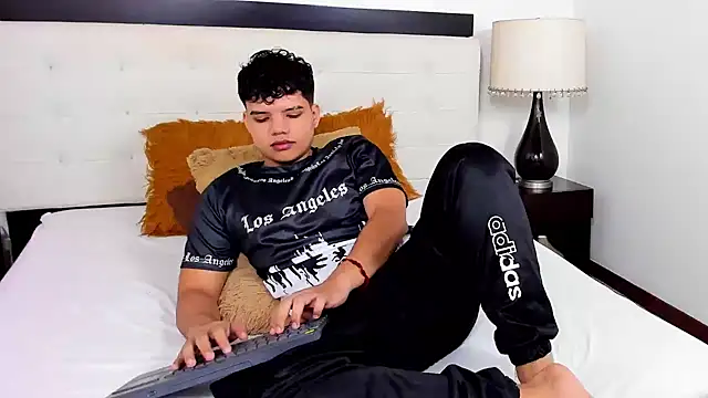 Snapshot of Axel_Forte chatting on 05.14.26 Axel Forte online show from 05.14.26