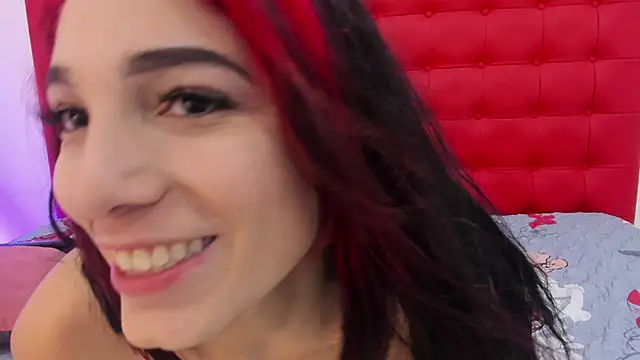 Maite Smith  online show from 02.26.25