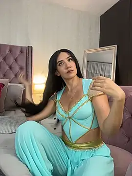 natashaleightt online show from 10.09.25