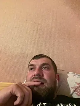 Snapshot of daniel21p chatting on 03.19.25 daniel21p online show from 03.19.25