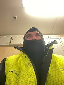 Snapshot of daniel21p chatting on 03.02.26 daniel21p online show from 03.02.26