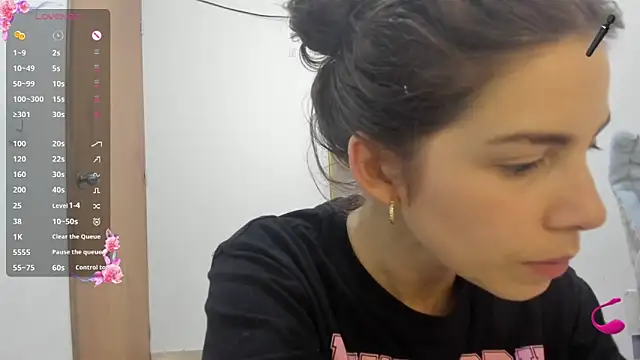 jessyegoldenn online show from 02.12.26