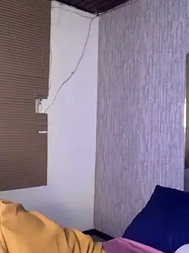 MichelleDiaz Pink online show from 03.14.25