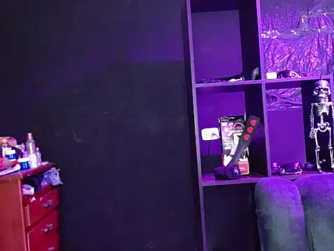 Pandora 9666 online show from 10.18.25