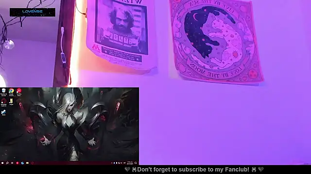 Hisato111 online show from 10.29.25