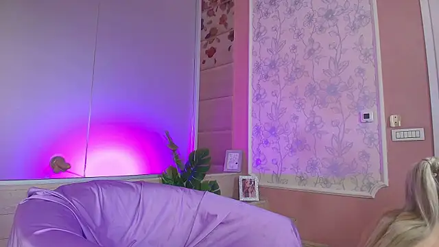 LexySinner online show from 03.10.25