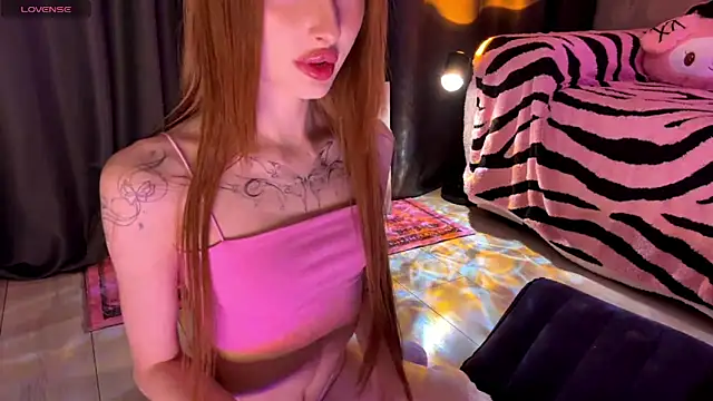 Snapshot of Adele_kawaii chatting on 05.04.26 Adele kawaii online show from 05.04.26