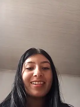 Snapshot of Alexandra090 chatting on 02.21.25 Alexandra090 online show from 02.21.25