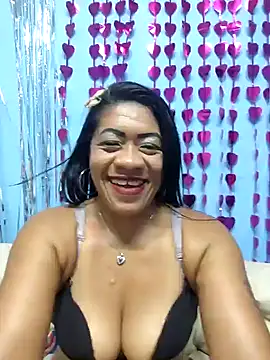 Tocameamor online show from 03.03.25