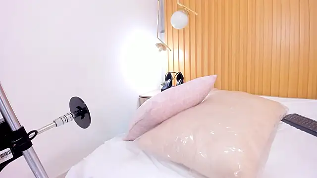 Snapshot of Emily_Black1 chatting on 02.26.25 Emily Black1 online show from 02.26.25