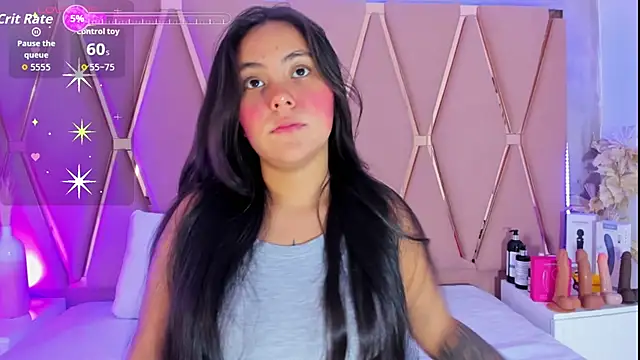 Snapshot of Emily_Black1 chatting on 09.20.25 Emily Black1 online show from 09.20.25