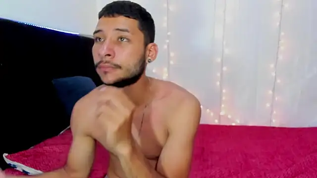 Snapshot of MarcusRosse chatting on 03.04.26 MarcusRosse online show from 03.04.26