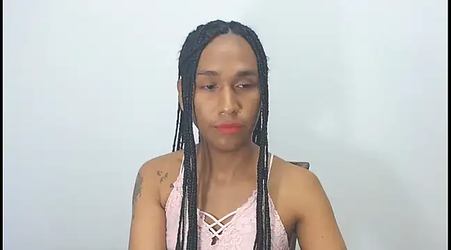 Snapshot of red_veltet chatting on 03.07.25 red veltet online show from 03.07.25