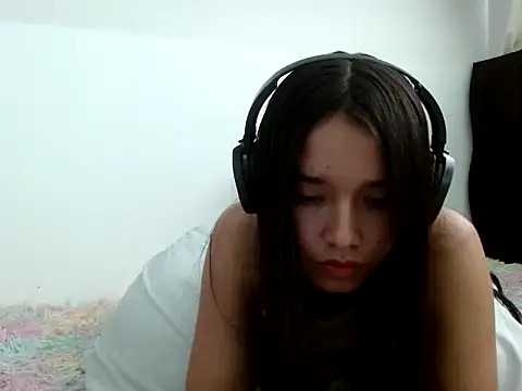 Snapshot of _luna_777 chatting on 10.15.25 luna 777 online show from 10.15.25