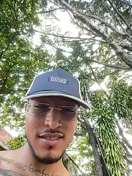 Snapshot of MaxxxSteil chatting on 03.09.25 MaxxxSteil online show from 03.09.25