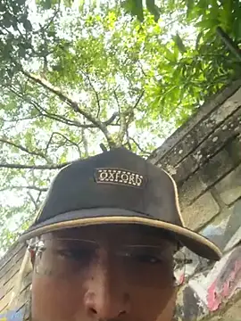 Snapshot of MaxxxSteil chatting on 03.22.25 MaxxxSteil online show from 03.22.25