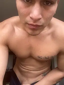 Snapshot of MaxxxSteil chatting on 09.11.25 MaxxxSteil online show from 09.11.25