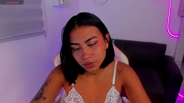 Snapshot of Ivyy_Moon_ chatting on 09.11.25 Ivyy Moon online show from 09.11.25