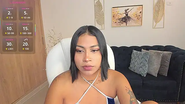 Snapshot of Ivyy_Moon_ chatting on 11.23.25 Ivyy Moon online show from 11.23.25