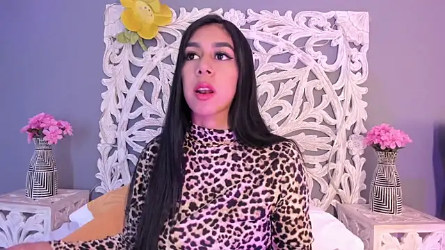 AnnieGibbyns online show from 02.24.26