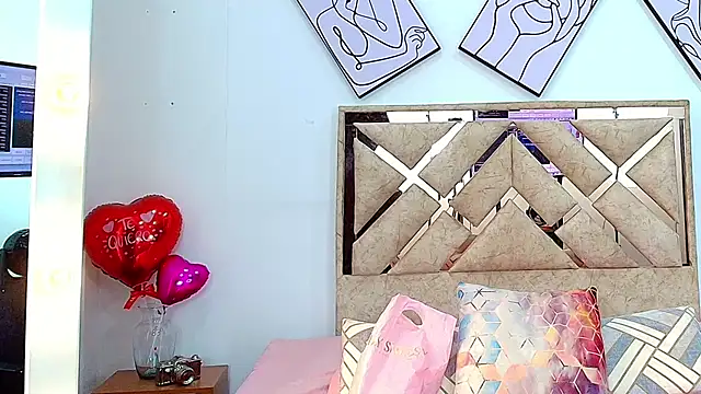 ZaraRousse online show from 12.04.25