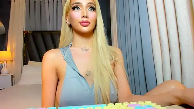 KylieSonique online show from 05.12.26