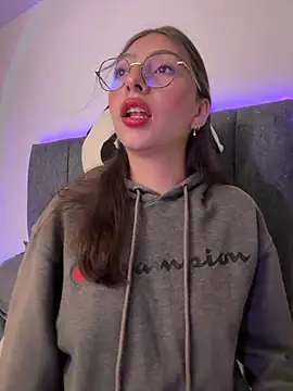 Dirty-Bunnyyy online show from 04.17.26